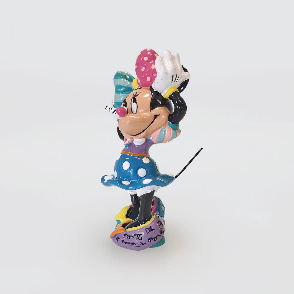 Britto - Minnie 'Arms Up' - 8cm - Image 2