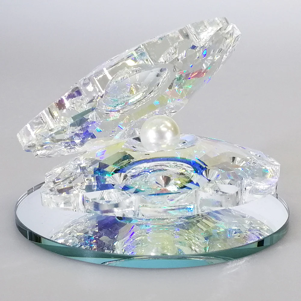 Clear Cut Glass Oyster with Pearl - Medium - Image 2