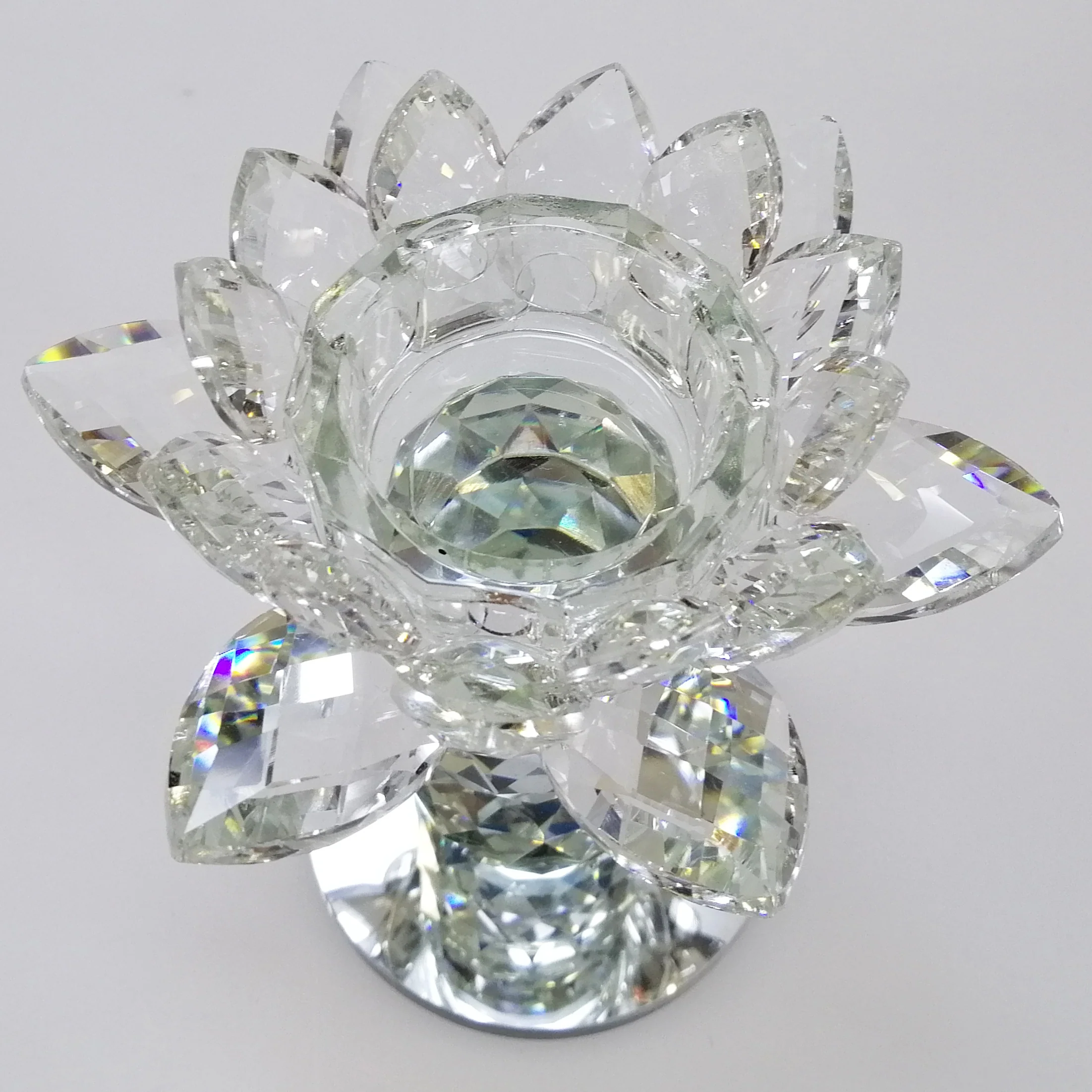 Clear Glass Flower Candle Holder - 15cm - Image 3
