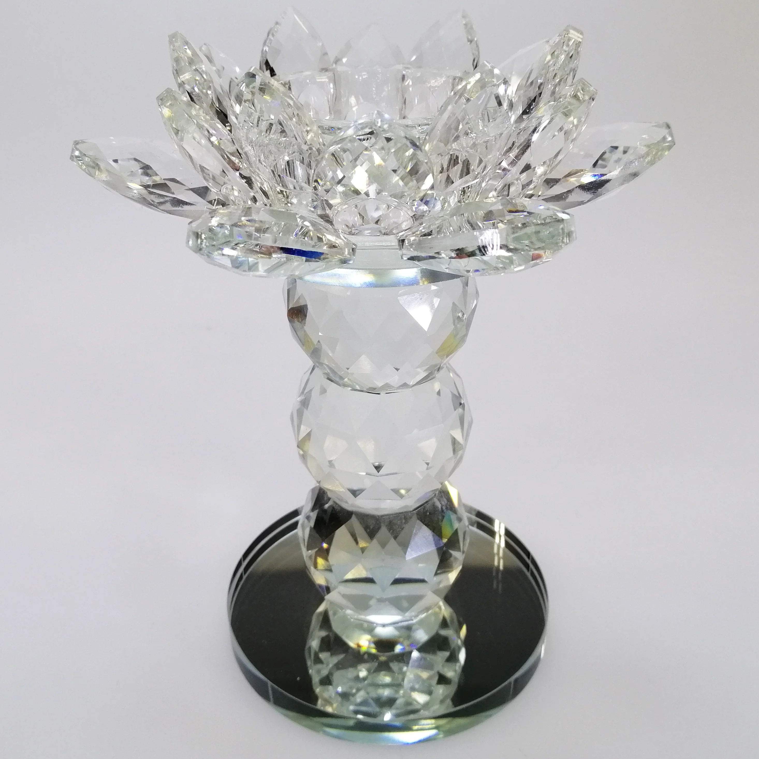 Clear Glass Flower Candle Holder - 15cm - Image 5