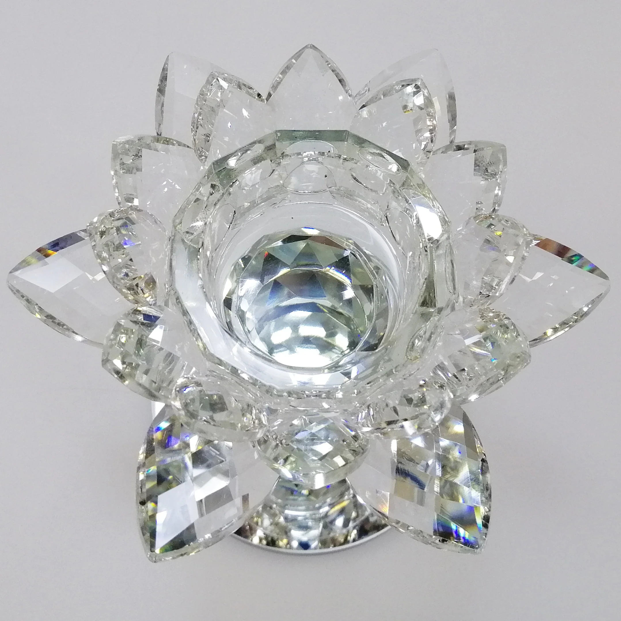 Clear Glass Flower Candle Holder - 11.5cm - Image 4
