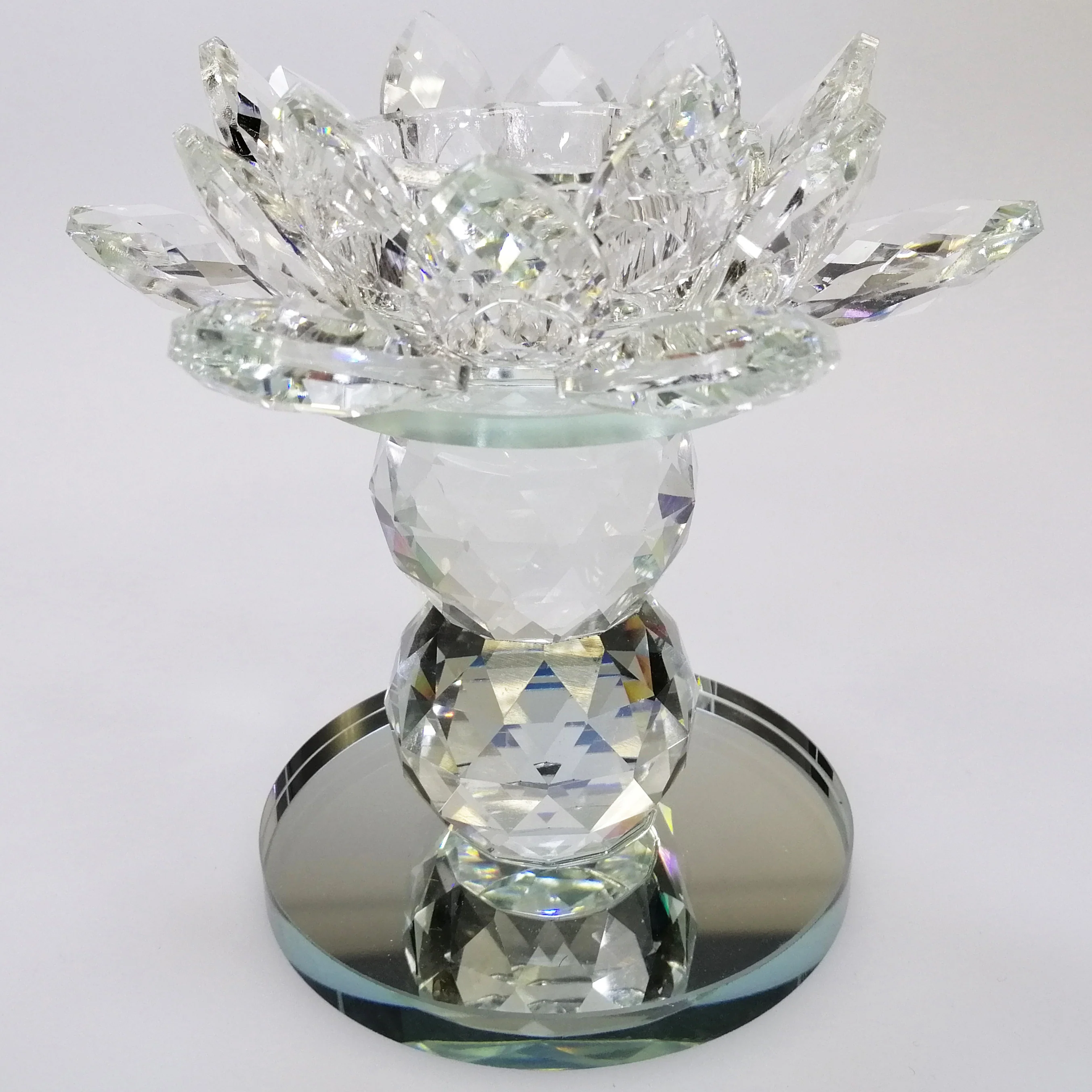 Clear Glass Flower Candle Holder - 11.5cm - Image 5
