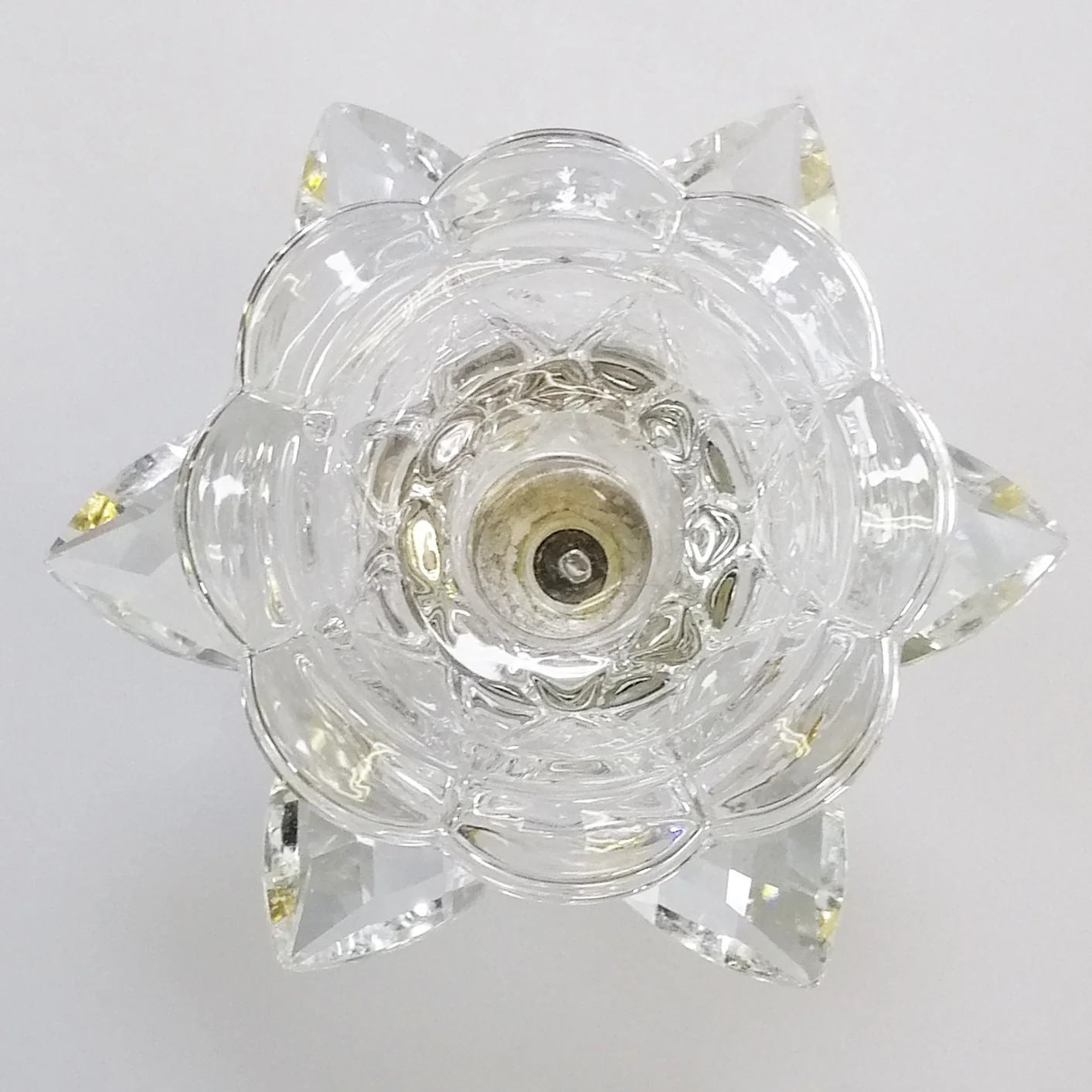 Clear Glass Flower Candlestand - Image 4