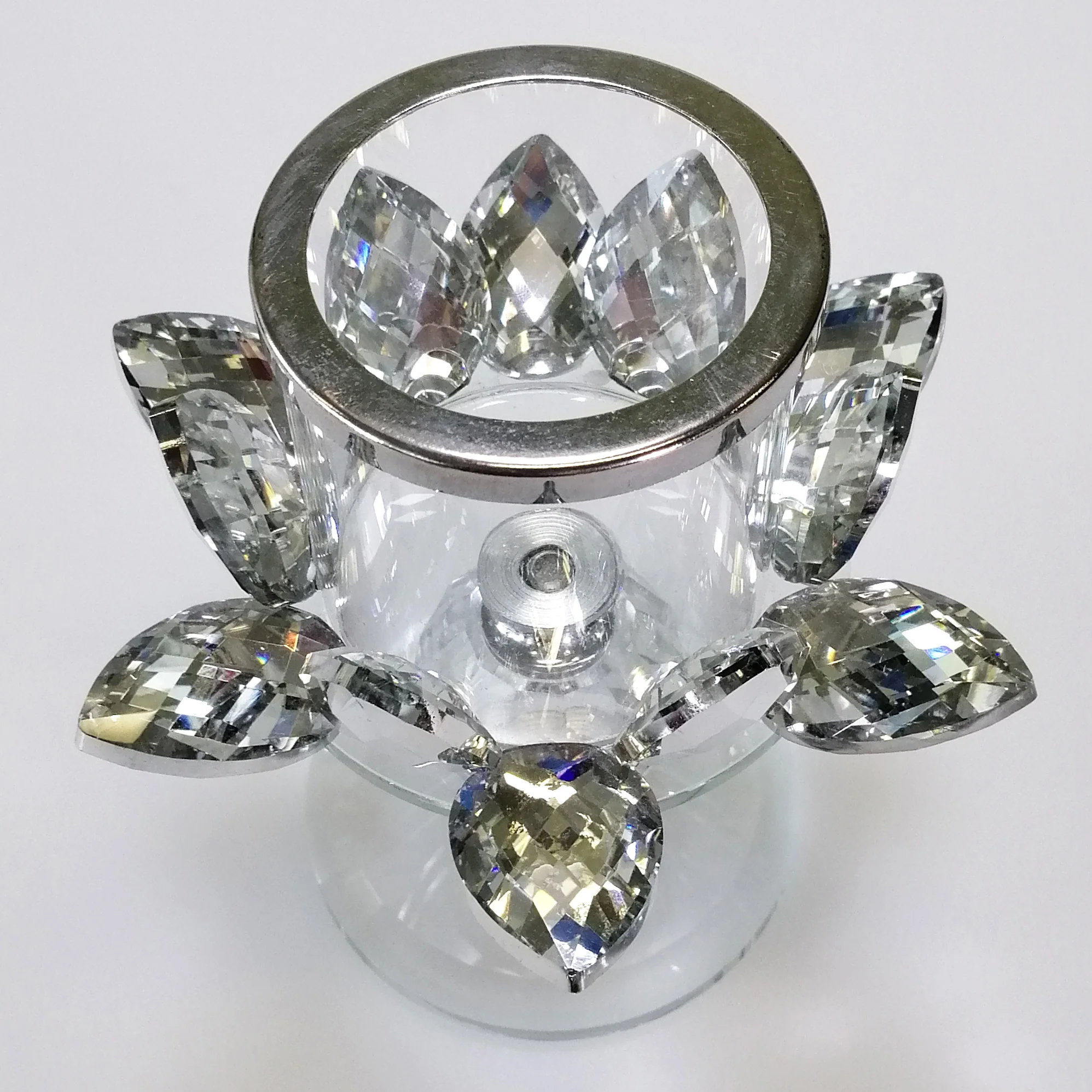 Clear Glass Flower Candlestand with Silver-Look Petals - Image 3