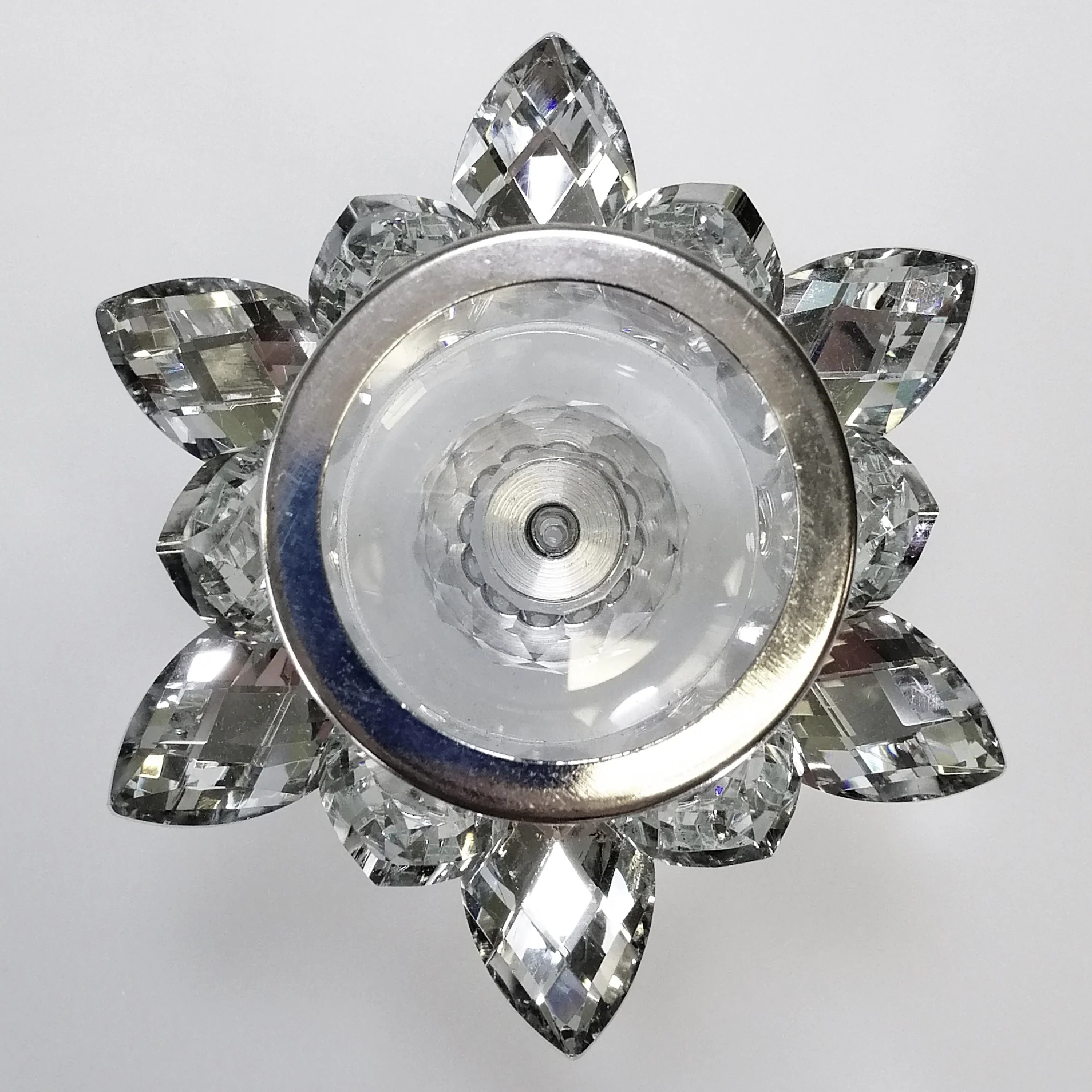Clear Glass Flower Candlestand with Silver-Look Petals - Image 4