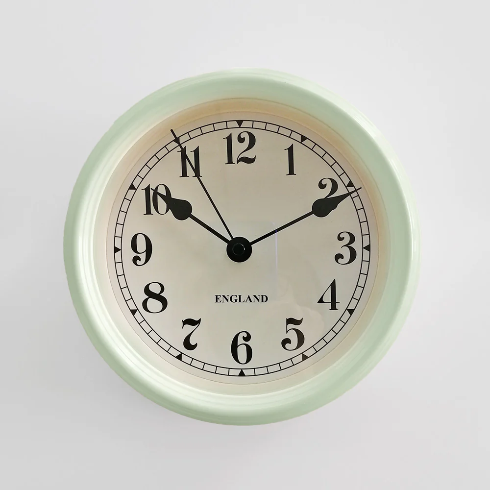 Clock W/ Numbers - 20cm - Image 4