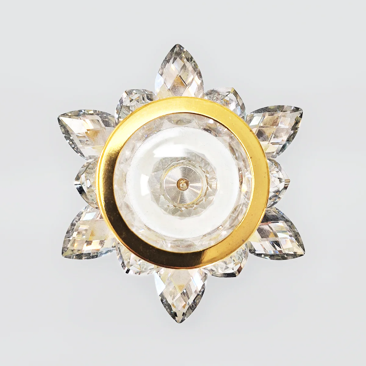 Crystal Flower Candle Stand - Gold Style Trim - Image 3