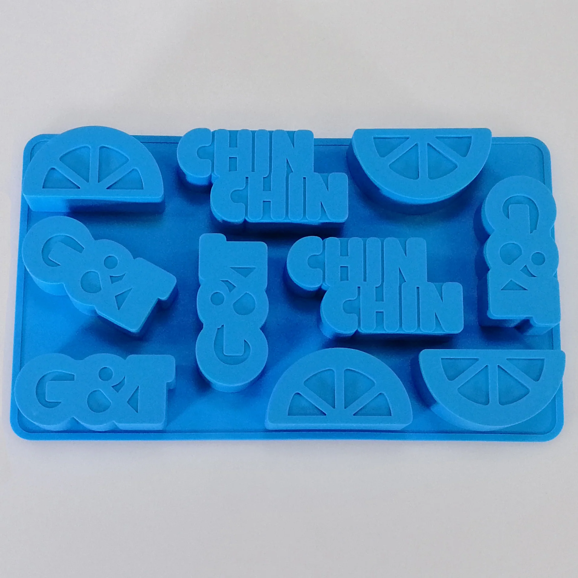 Gin Cubes' Novelty Shaped Ice Cube Tray - Image 3