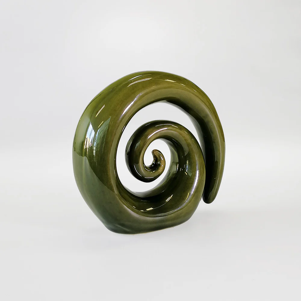 Green Ceramic Swirl Koru - 11cm - Image 2