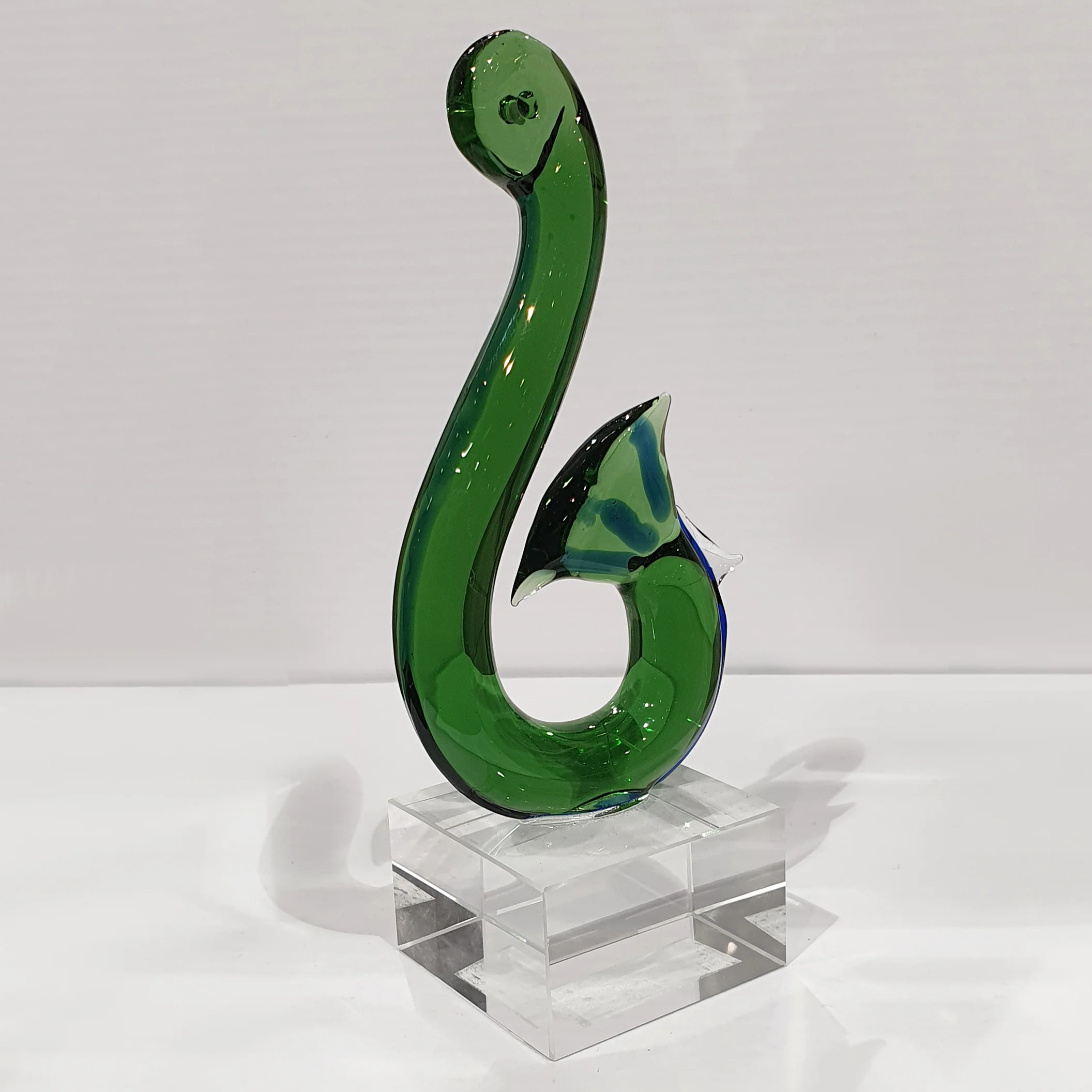 Green Glass Fish Hook Koru Sculpture - Image 3