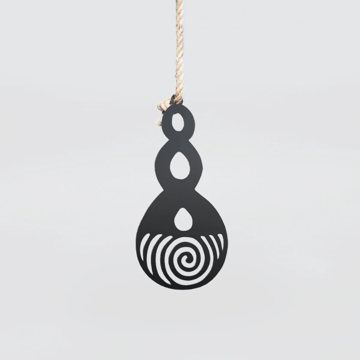 Hanging Metal Art - 'Eternity' W/ Rope