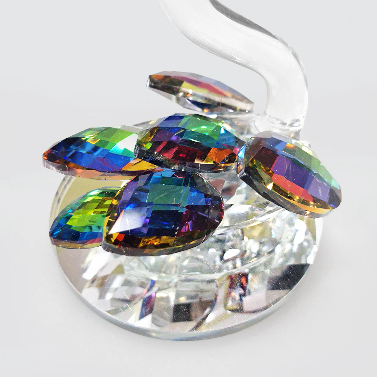 Irredecent Crystal Winged Swan - Image 2