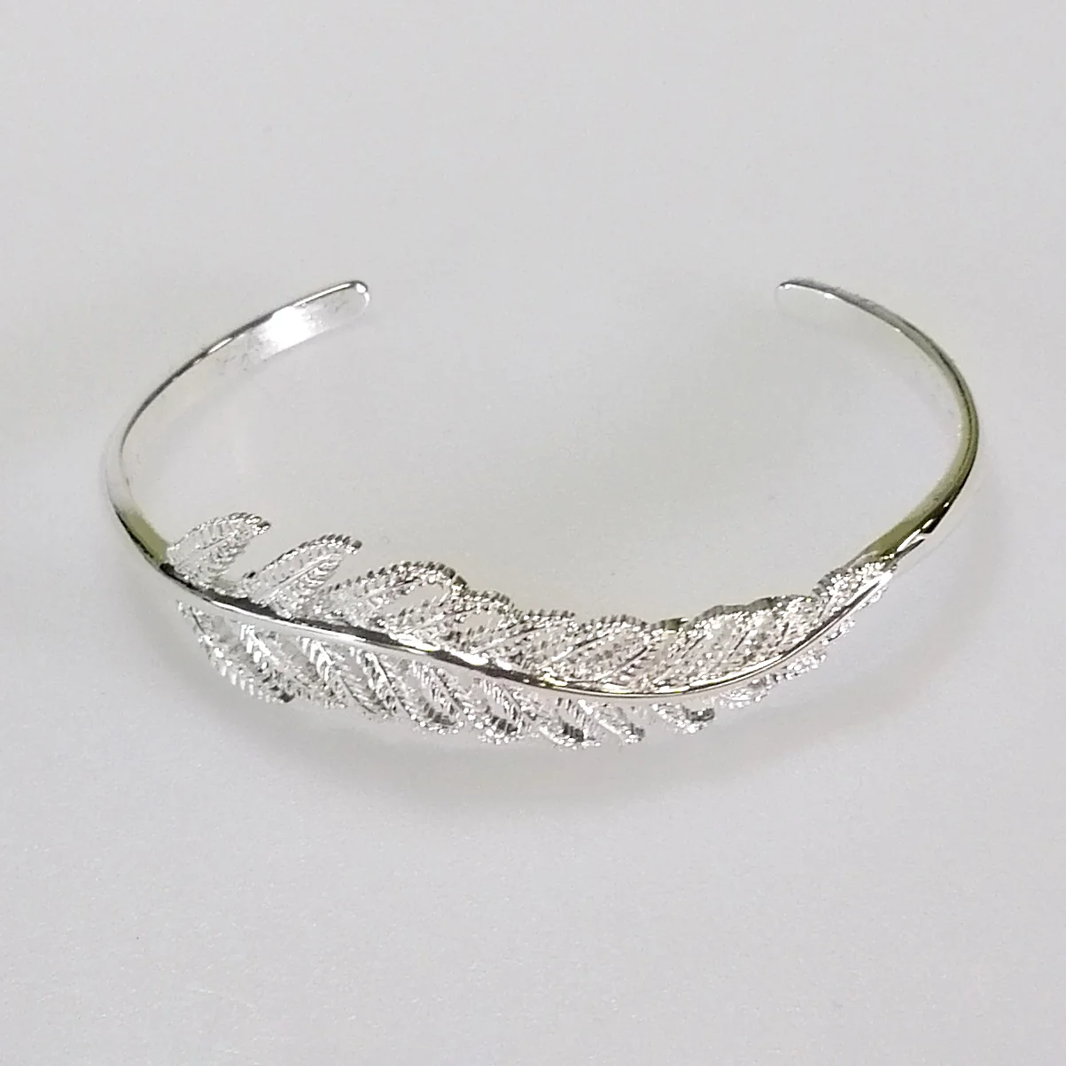 Kiwicraft - Adjustable Silver Fern Bangle - Image 2