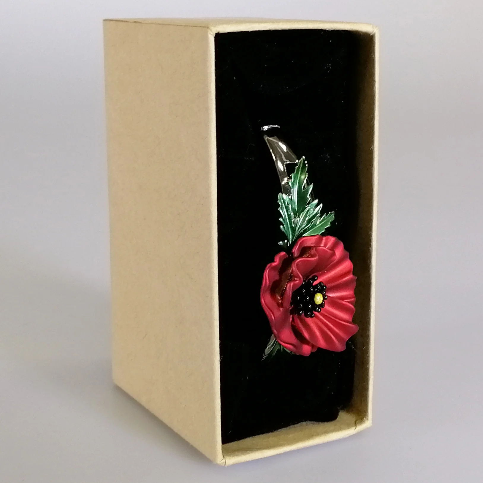 Kiwicraft - Poppy & Leaves Bracelet - Image 3