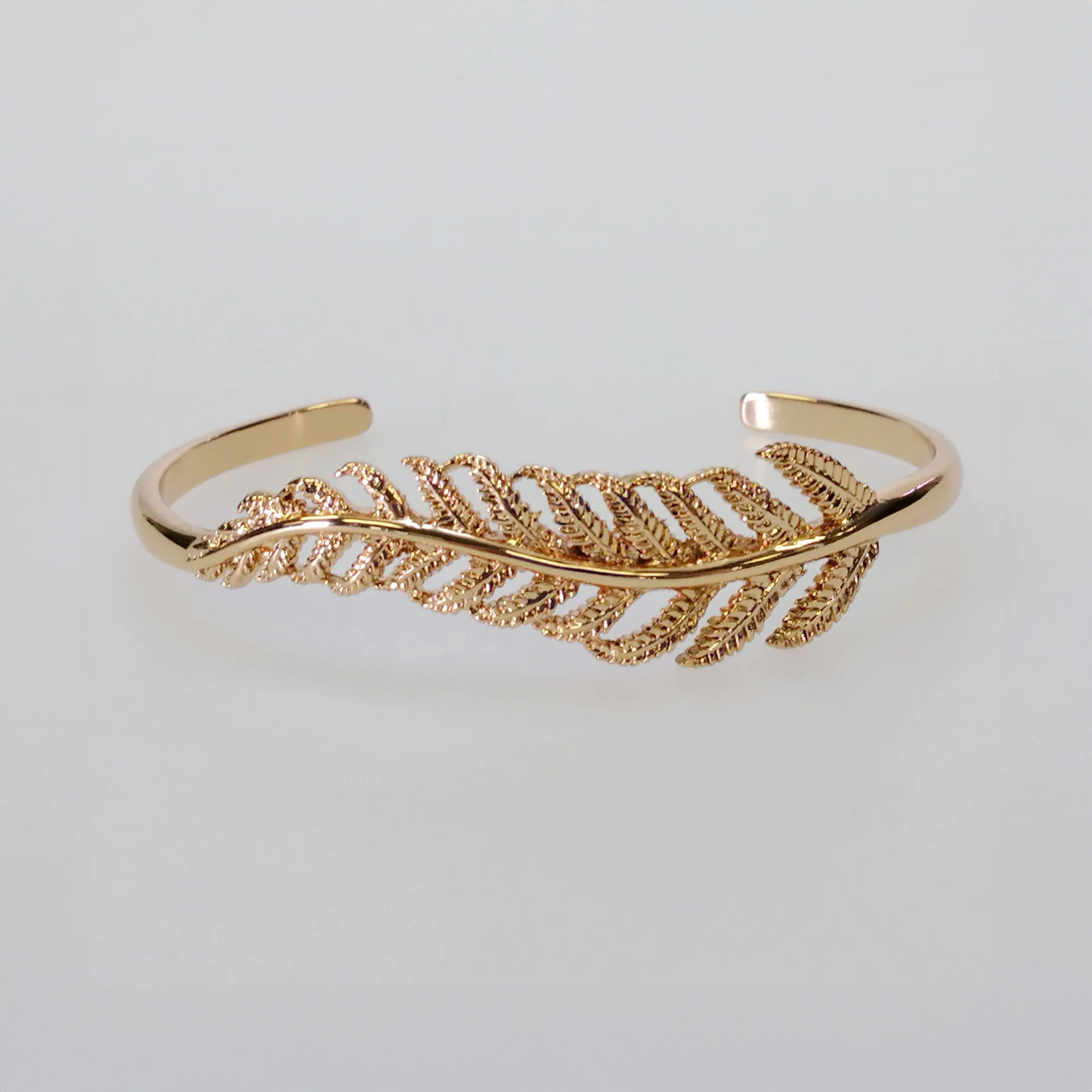 Kiwicraft - Rose Gold Fern Bracelet