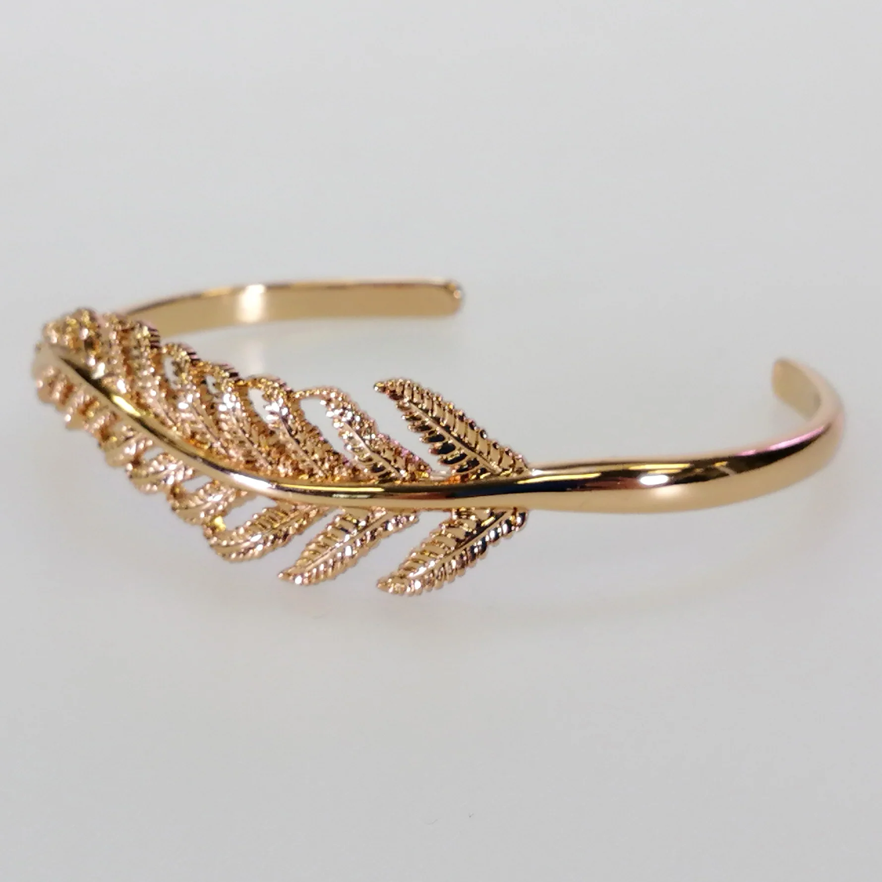 Kiwicraft - Rose Gold Fern Bracelet - Image 3