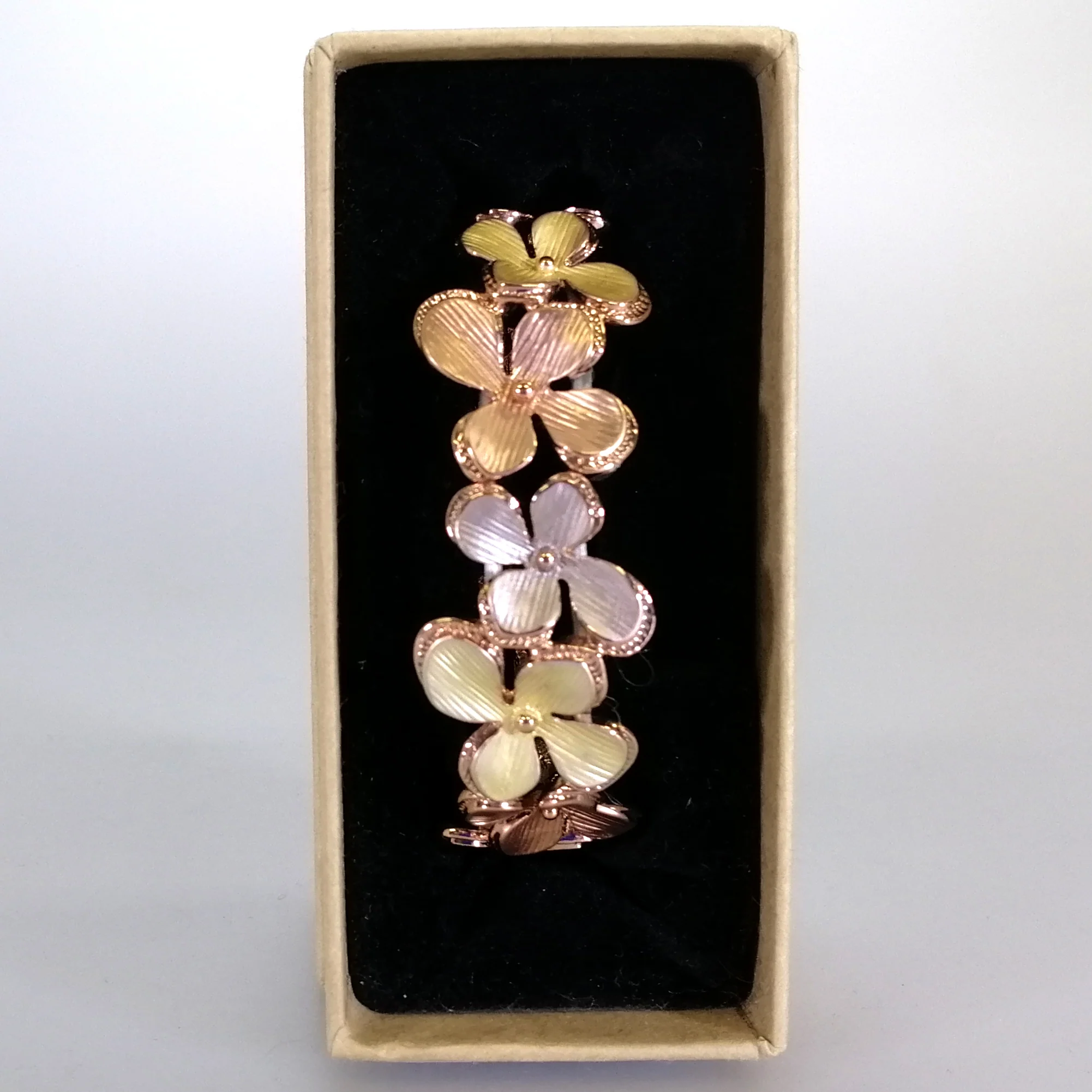 Kiwicraft - Rose Gold Flowers Elastic Bangle - Image 2