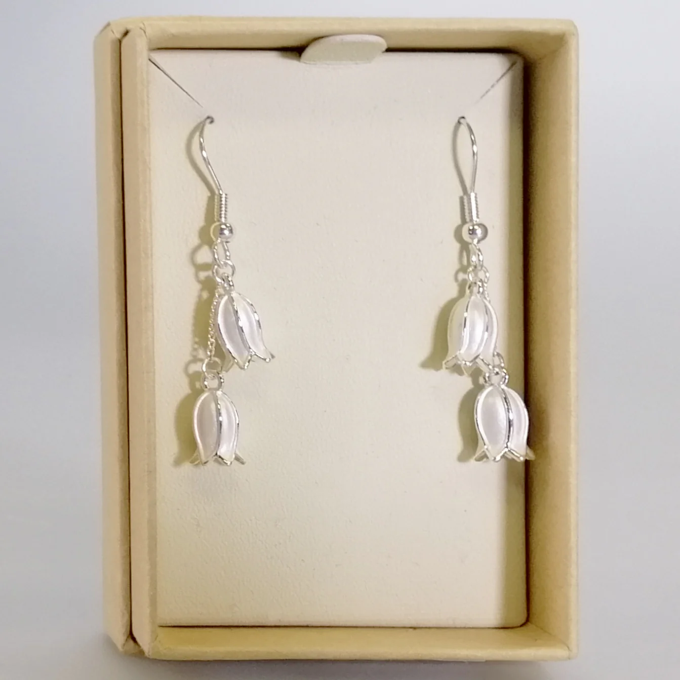 Kiwicraft - Silver Lily of the Valley Earrings - Image 2