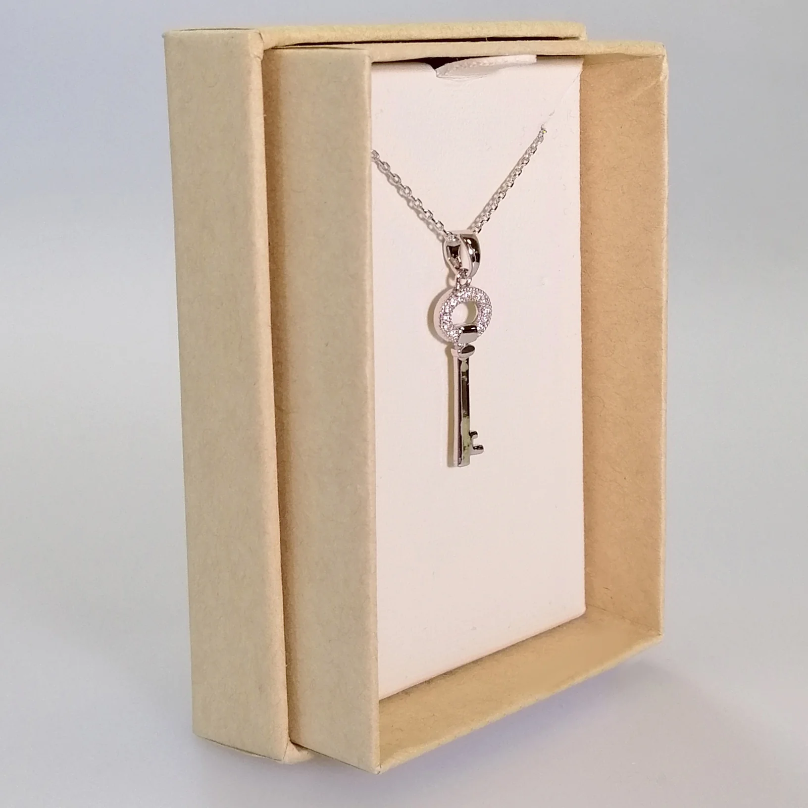 Kiwicraft - Silver-look Key Necklace - Image 4