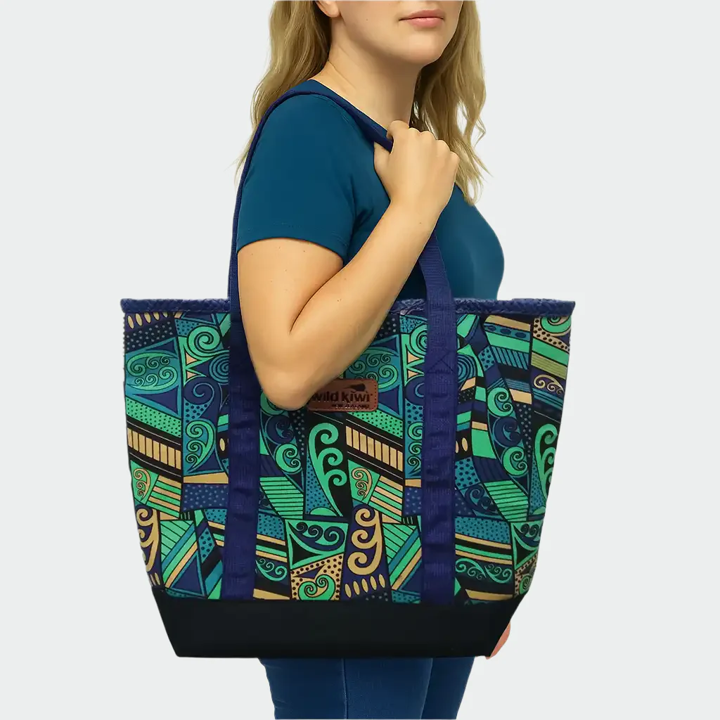 Koru Beach Bag - Image 2