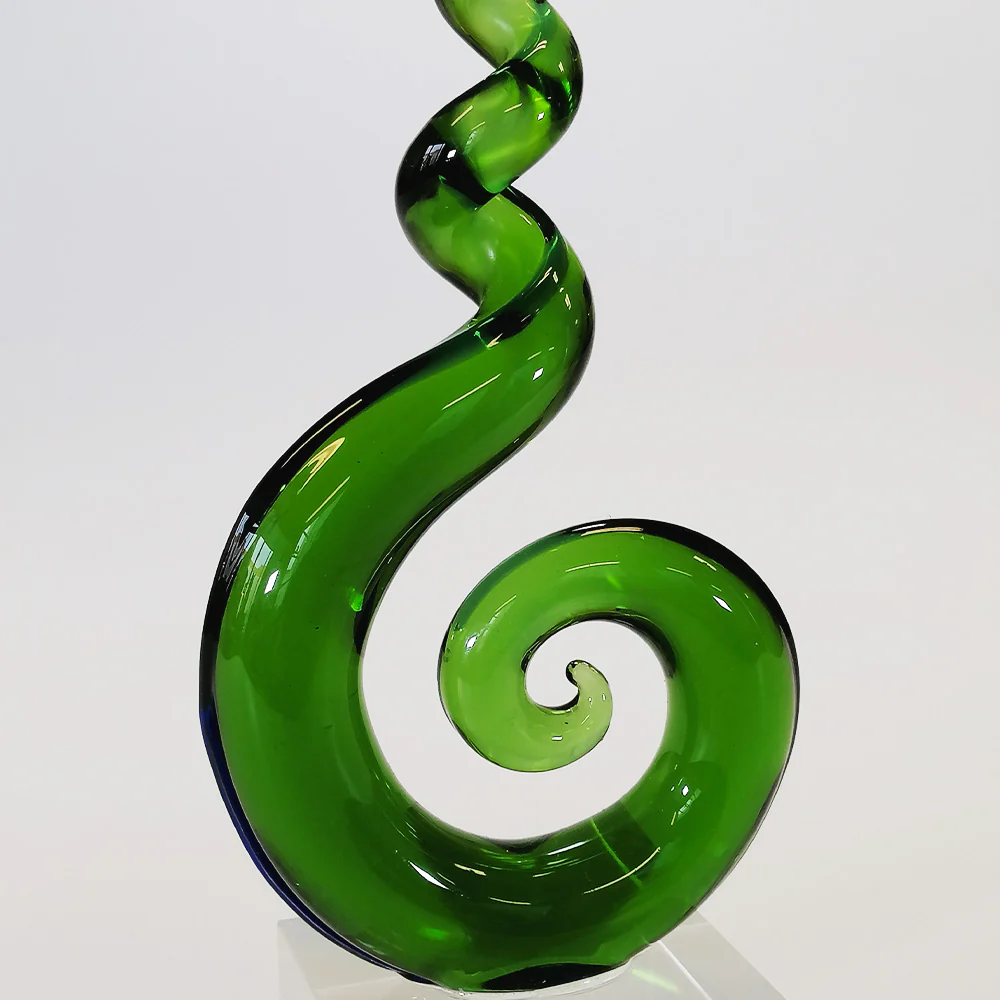 Koru Twisted With Frond - 15.5cm - Image 2