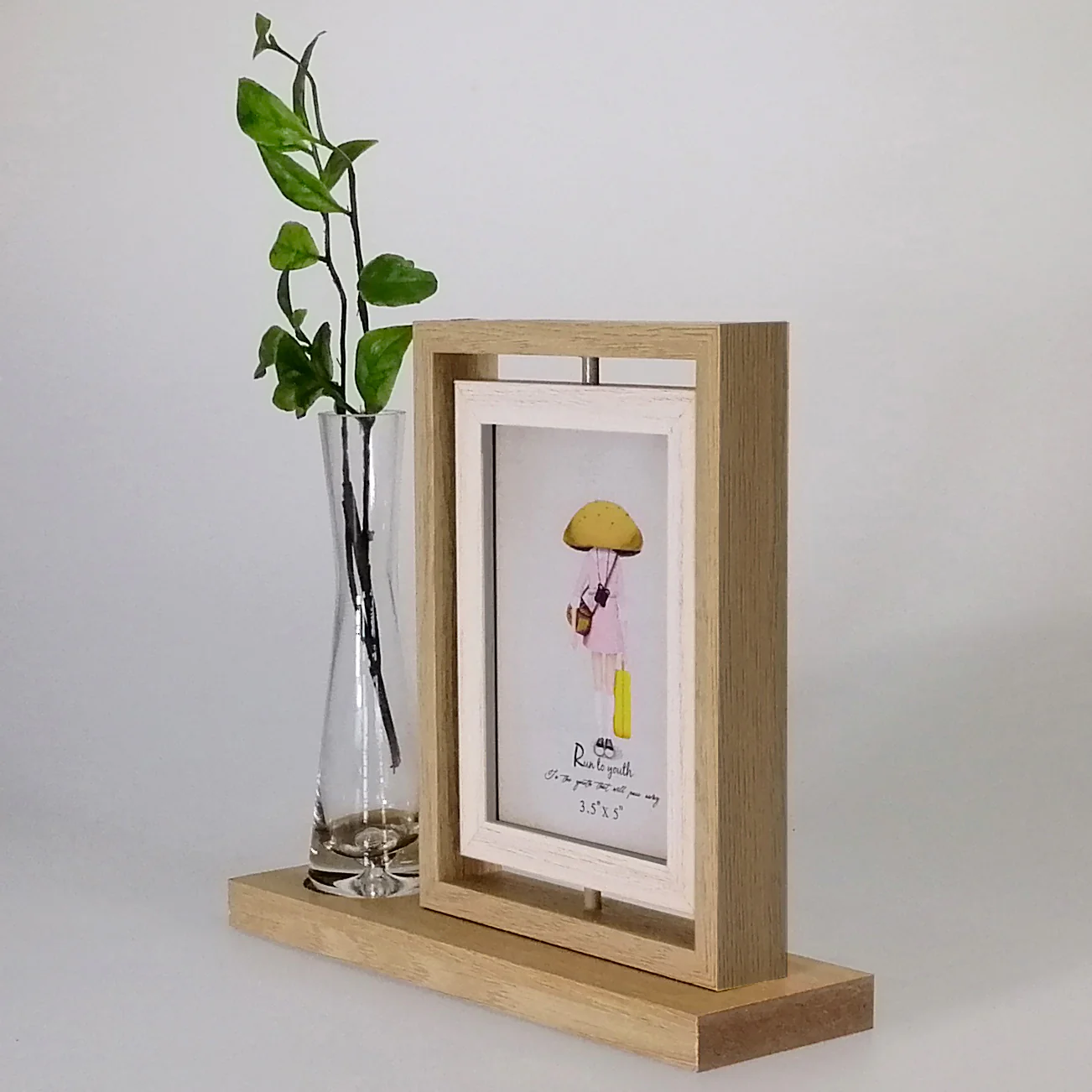 Light Spin Photo Frame With Glass Vase - 3.5"x 5" - Image 3