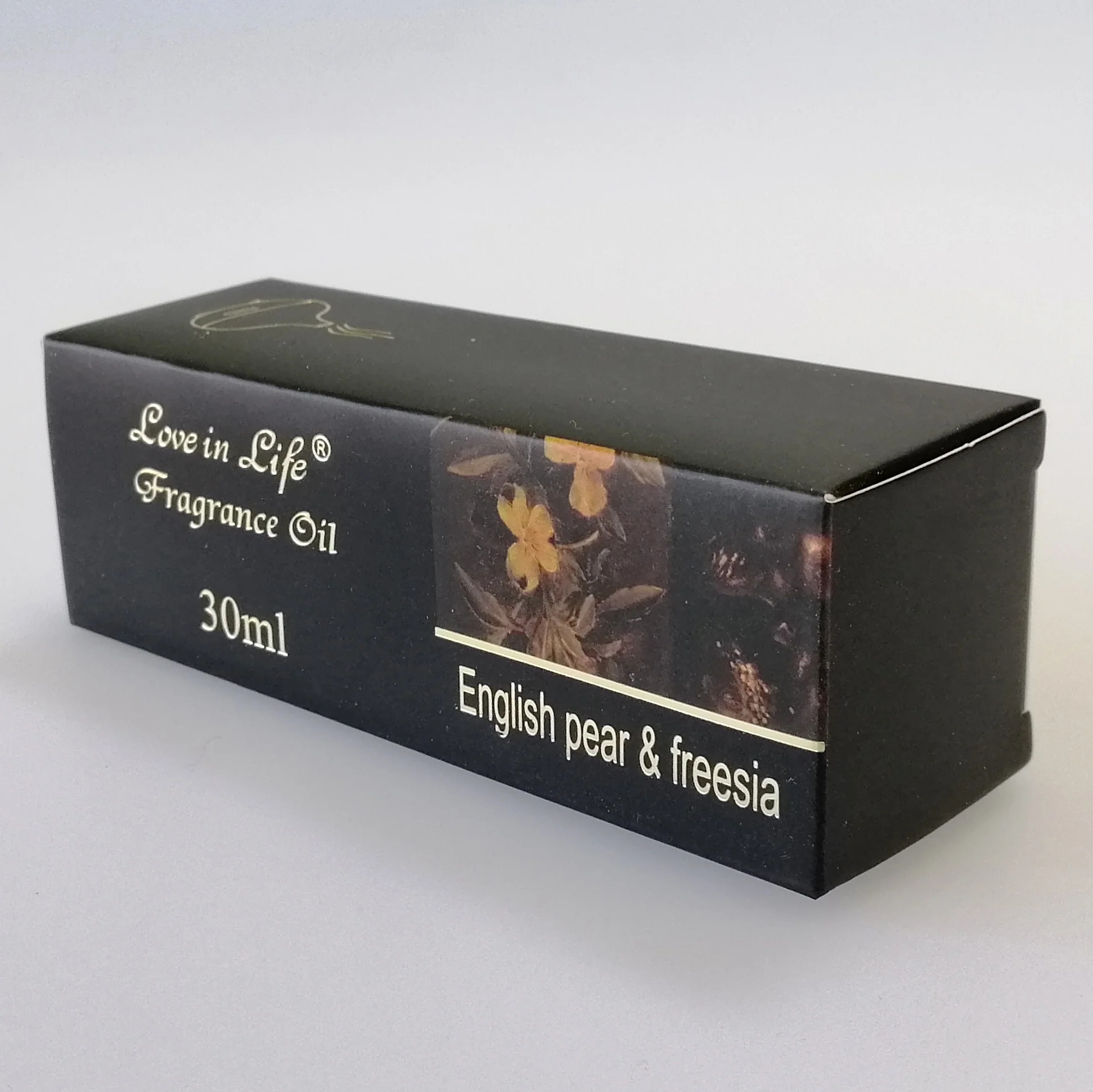 Love in Life - Fragrance Oil - English Pear & Freesia - 30ml - Image 2