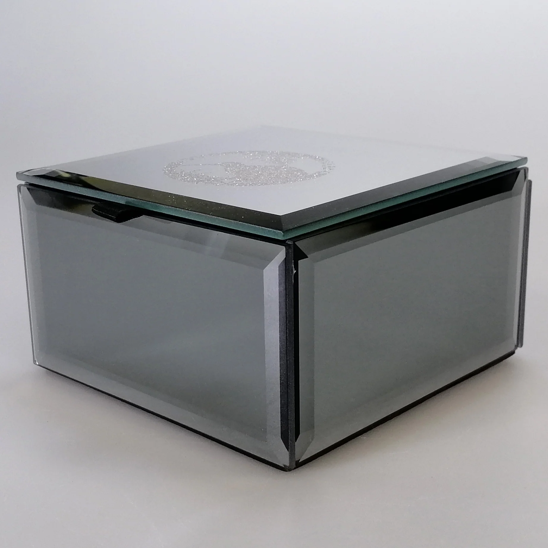 Mirror Multi-Crystal Kiwi Medium Trinket Box - Image 4