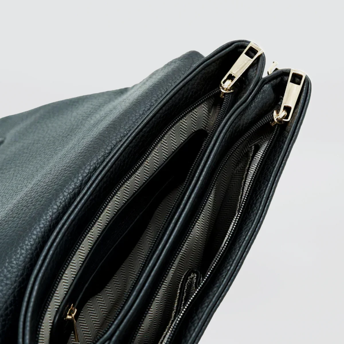 MT Eden Shoulder Purses - Image 5