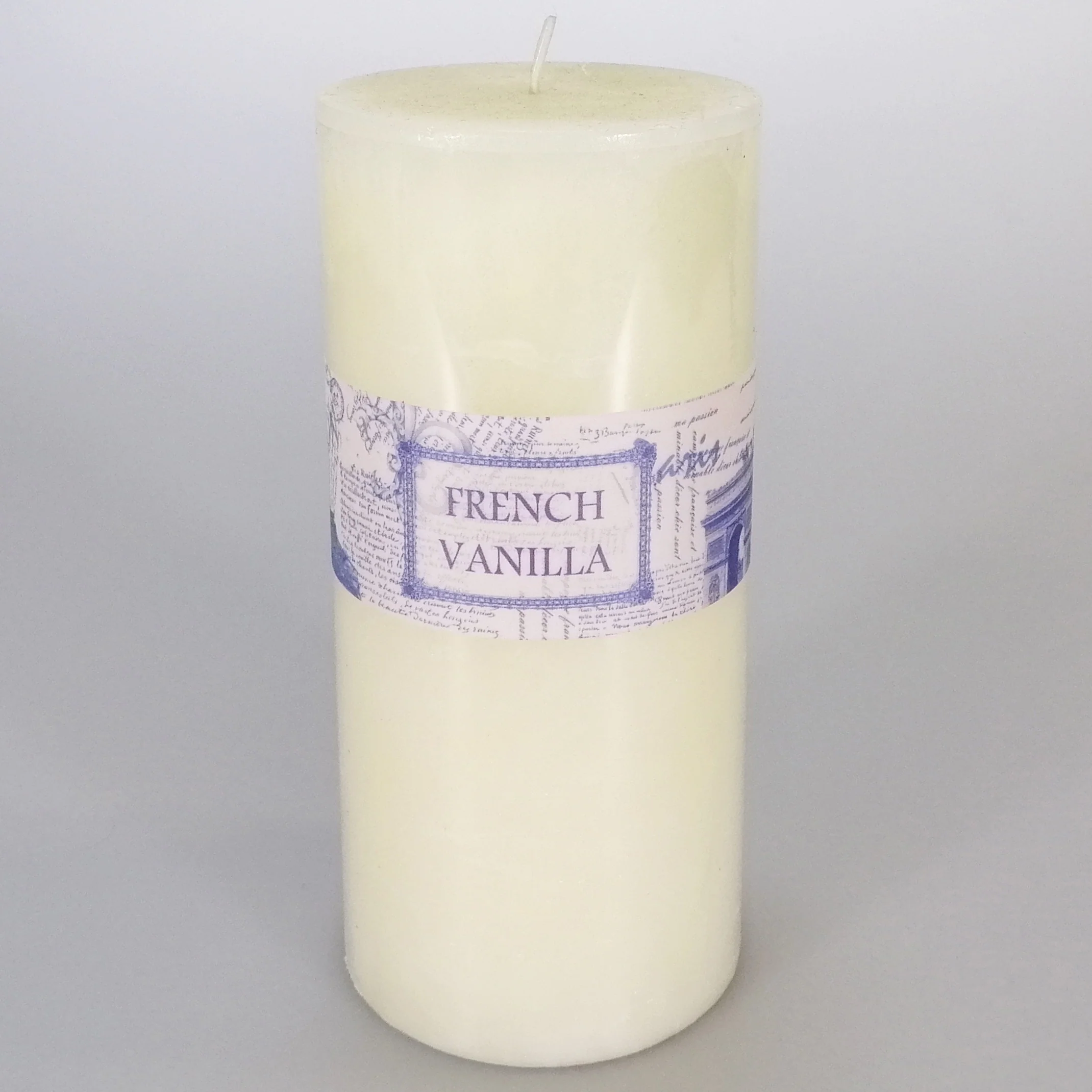 Scented Candle - 7 x 15cm - French Vanilla
