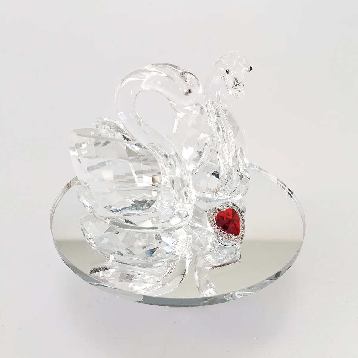 Twin Swans With Heart Decor - Image 2