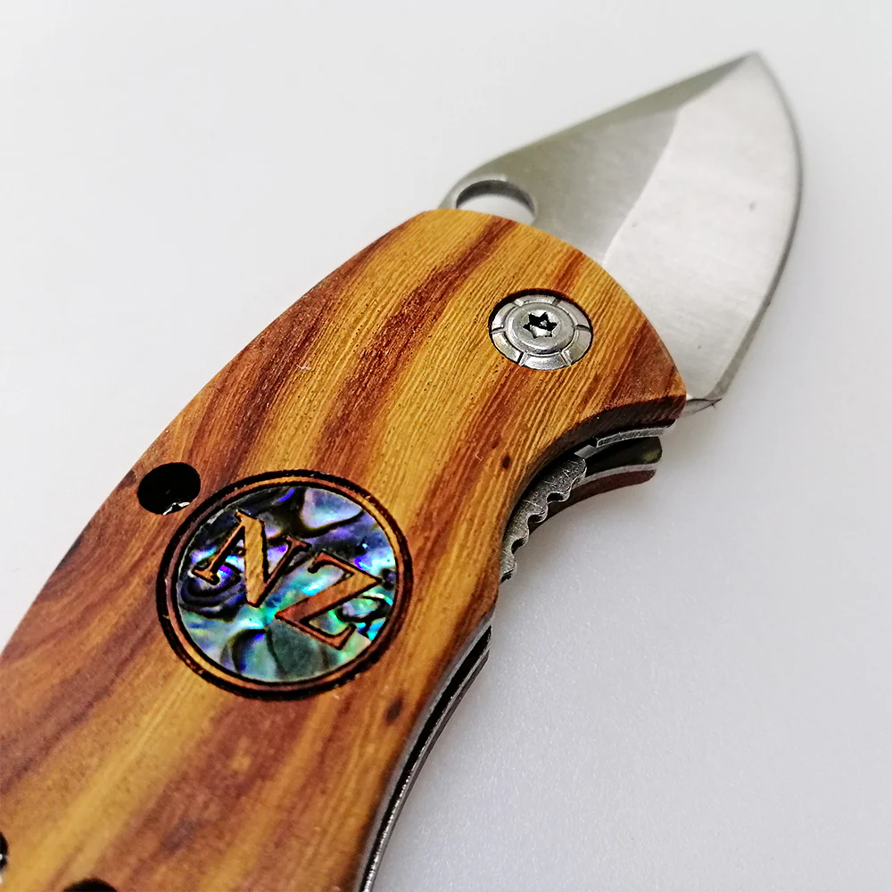 Wood & Paua NZ Pocket Knife - Image 3